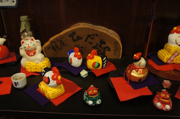 来年の干支『酉』の張子　入荷しました。