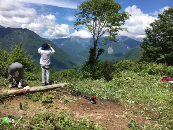 福地山トレッキングルートの整備を行いました♪