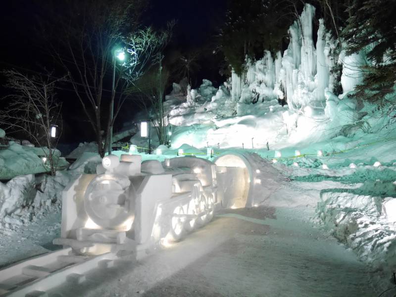 雪像コンテストがはじまりました。