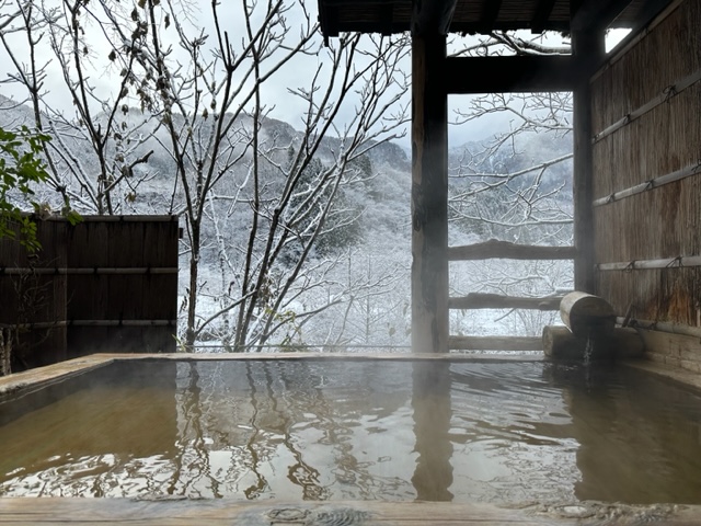 雪見風呂日和となりました