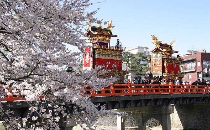 4月14日・15日は春の高山祭（山王祭）です