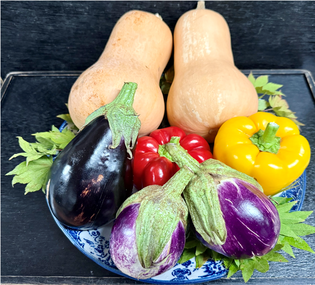 秋雨に濡れる福地温泉と朝市の夏野菜